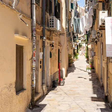 Kikiriki * Corfu (city)